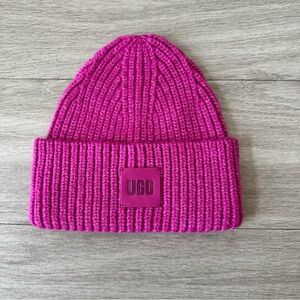 UGG wool blend hot pink fuchsia beanie